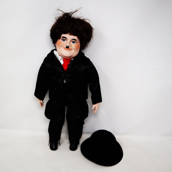 Vintage The Leonardo Collection Stan Laurel & Oliver Hardy Hand Painted Porcelain Dolls Figures Figurines Ornaments Knick Knacks Boxed Rare