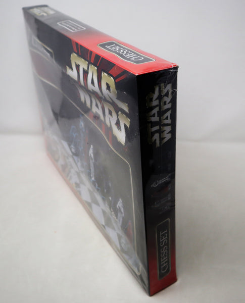 Vintage 1999 90s Character Games Star Wars Chess Collector's 3D Chess Set Game Boxed Sealed Rare