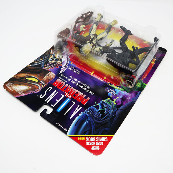 Vintage 1993 90s Kenner Aliens vs Predator Action Figures Warrior Alien & Renegade Predator Two Pack Carded MOC