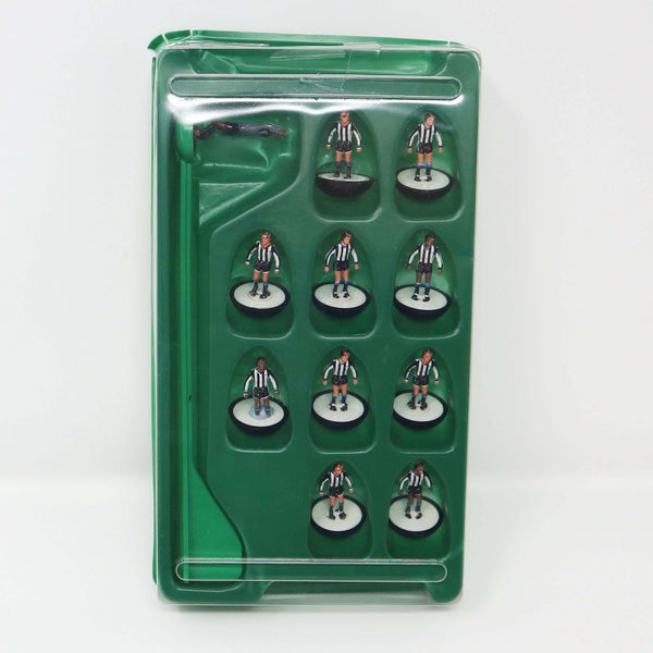 Vintage Subbuteo 63000 The Football Game Table Soccer Players Team Set Newcastle United 727 Boxed